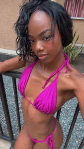 Riri_Blonde10: ☀️😎💦 ( 6 фото)