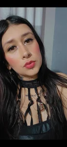 Sparkly_Girl Helloooo Pic 3