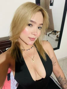 frehia_dimou beautifull smile Immagine  4