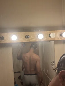Tiigerrs XXX nøgenfoto 1