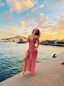 TheGingerBanks I am hot Pic 8