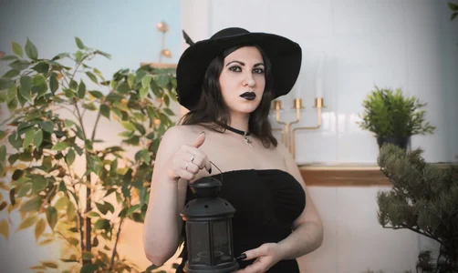 Black_Black_Rose Public Pic 7