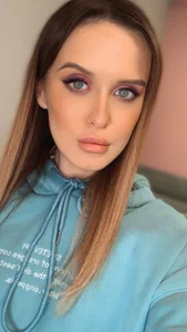 MiaBlossom Public Pic 2