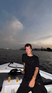 Public od CamiEvan  5 snímek