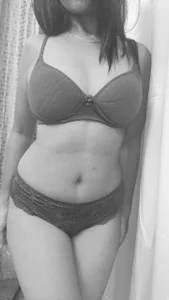 Curvyqueenz Public Pic 5