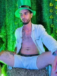 Come play with your little leprechaun 🍀😉 de KingOfTemptation  8 Imagens