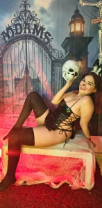 Aurora-Rossi 🎃🎃👻 Pic