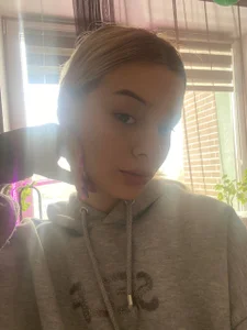 ReneaGilley Public  8. fénykép