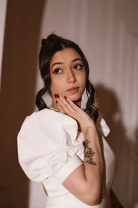 slow_flower A white dress... but thoughts far from innocent<3 Immagine  3