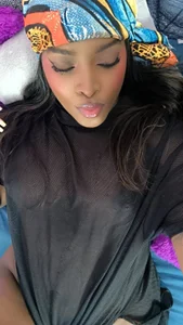 KAROL-SCOTT: Soft Moves, Hot Energy ( 3 фото)