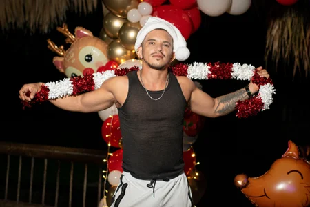 lean_arcosMerry Christmas, remember that I love you图片