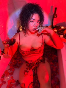 memphiswilliam Want an unforgettable date? 💌💋 Immagine  3