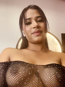 Shirleytaylor- 🖤🤍 Pic 2