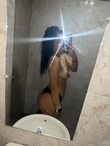 dayrubi_22 Public Pic 3