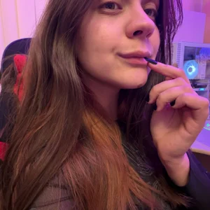 AliceVee pretty in pixels & purple lights 💜 Billede 2