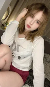SunnySikarskie I Have a Question, Actually 💭 зображення 5