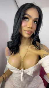 Diva_Stella Public Pic 3