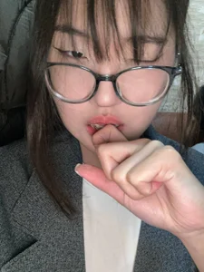 NelleMihalko Public  3টি ছবি