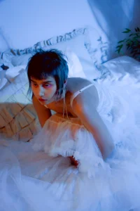 imkiki MOMA SWAN Pic 6