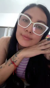 marlymilf6 cute face and glasses  3. fénykép