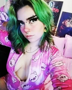 Ivy1111 Public Pic 5