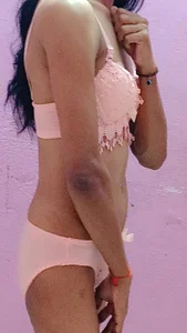 Hotty_couple12 Public Pic 3