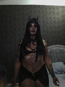 hallowen 2025 de grace-3  5 Imagens