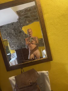 Lungopelle20's Hello Sex Photo 1
