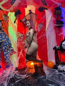 Georgina_AstorのSexy hallowen 😈🔥🕸🕷の 2枚の写真