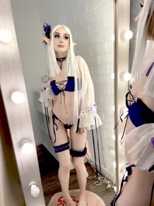 Public de MilkyCute  4 photos