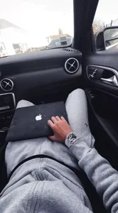 JestingSenseのBig BIGの 2枚の写真