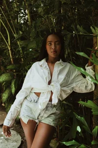 DakotaWangi kullanıcısının Hotter than the breeze 🔥🌴 albümü -  3 fotoğraf