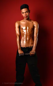 khler_Angelis Red and sensual 😈 Pic 2