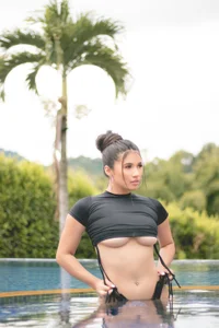 HannaCross SWIN WITH ME Pic 7