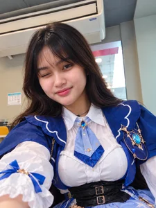 Public de Ur_Lily  3 Imagens