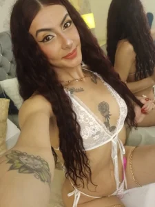 Kendallrogers1 Hot four you 🔥 Pic 5