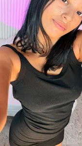 EllaScott7 Public Immagine  4