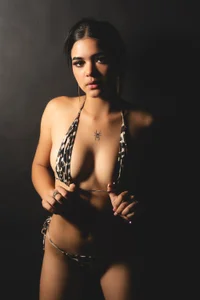 Yul Dark🖤 de Luxury_Woman  3 photos