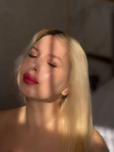 ChloeRicc The sun in the bed Poză 3