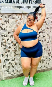 🍑 Killer curves, sporty & dangerously hot. 🔥😈 od Scarlett_Sex_Rs  4 snímek