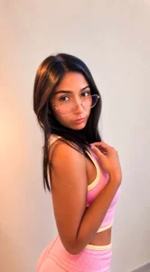 your_khloe1: Public ( 2 фото)