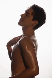 RobbyCharming New Year✨ صورة واحدة|RobbyCharming New Year✨ صورتان|RobbyCharming New Year✨  صور|RobbyCharming New Year✨  صورة