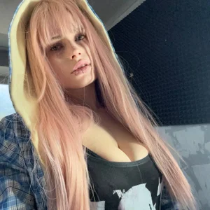 PieraMarch I just Pic 2