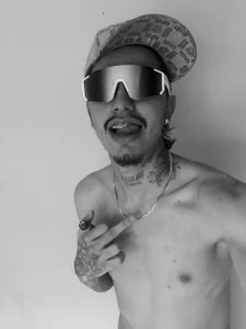 Tayson_Hot Public slika 2