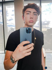 Boyfriend-Hot Public Immagine  3