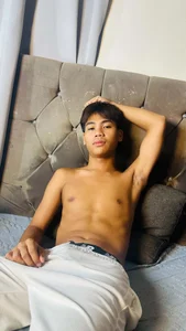 bigcockrollycutemorenoPublic Bild 3