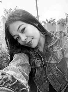 MilaaAdams Public 사진 4