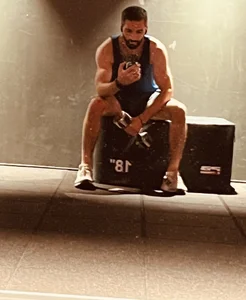 EliaChristo Public  4টি ফটো