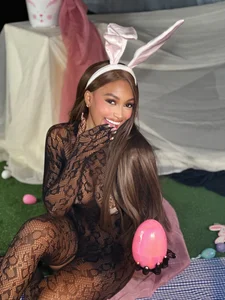 LiaTrainor Happy Easter 🐰 Εικόνα 2