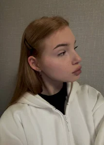 ElletteHakey Public Pic 3